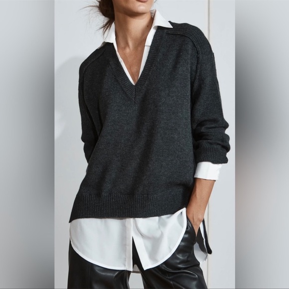 Brochu Walker Sweaters - Brochu Walker The Looker Layered V-Neck Sweater Pullover Charcoal Grey Small